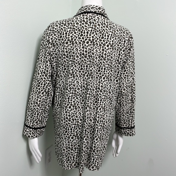 Victoria’s Secret Leopard Pajama Shirt - Picture 6 of 8